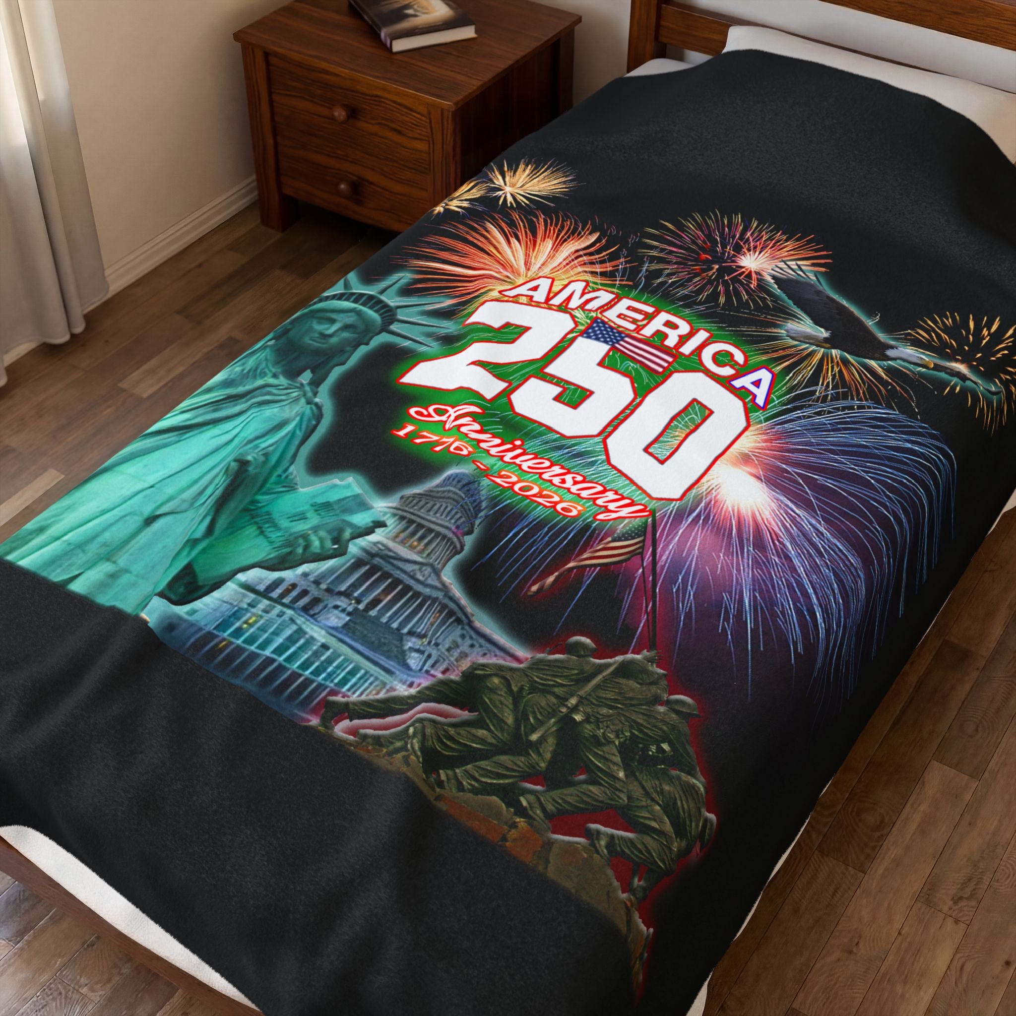 Statue of Liberty 250th / Velveteen Plush Blanket