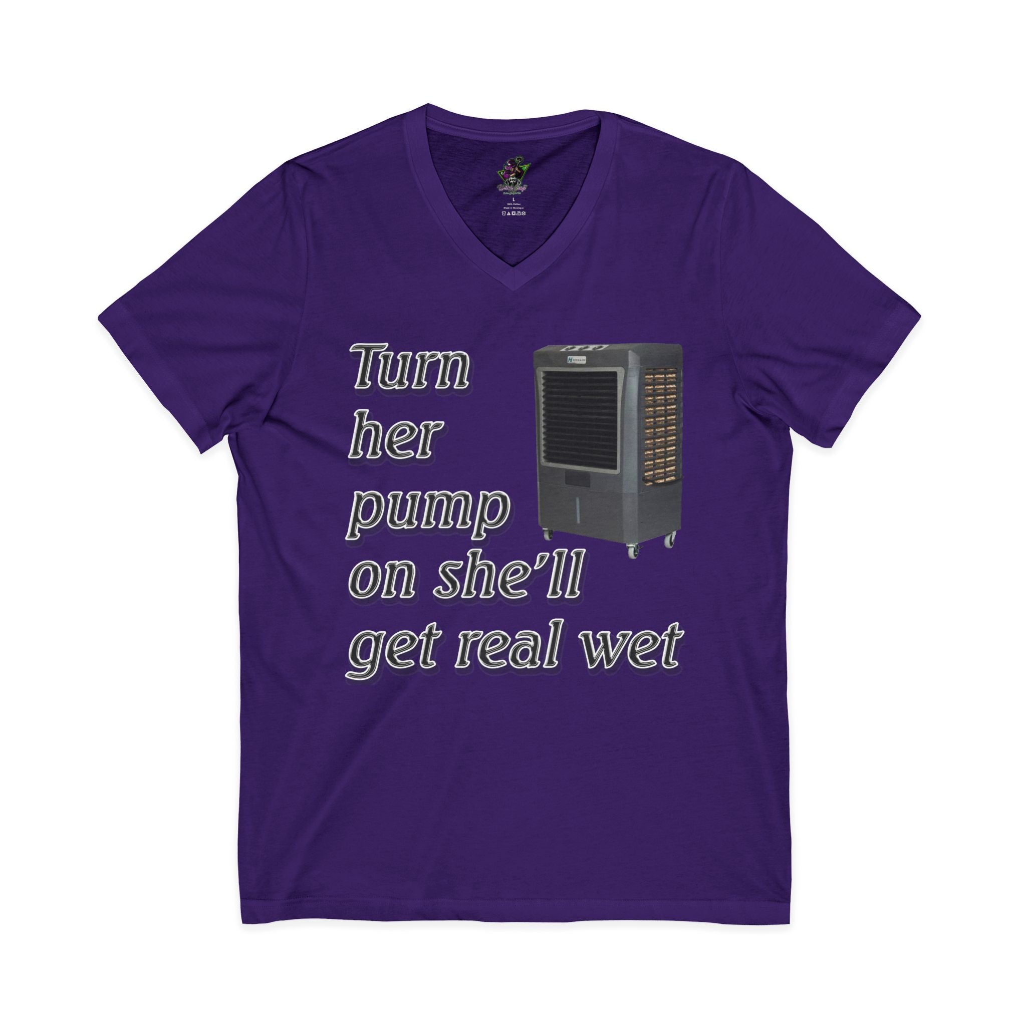 Turn Her Pump On / V-Neck Tee