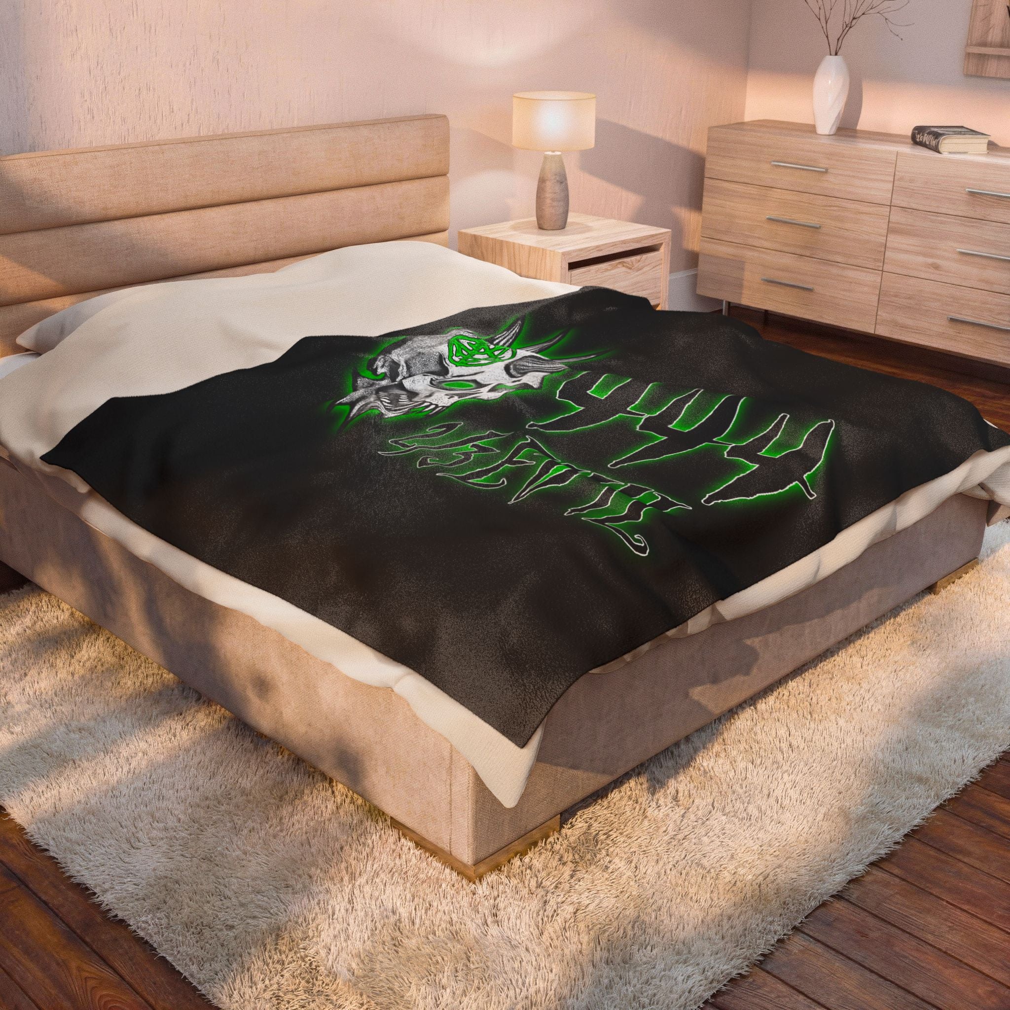 2/3 Evil Punk Skull / Velveteen Plush Blanket