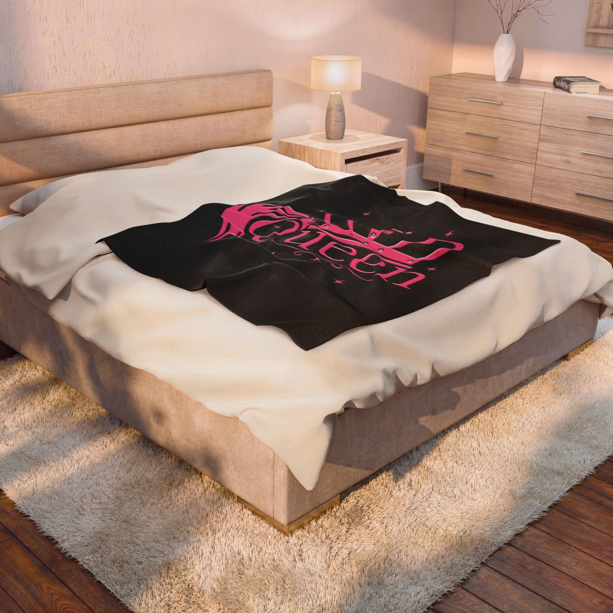 Queen Crown / Velveteen Plush Blanket