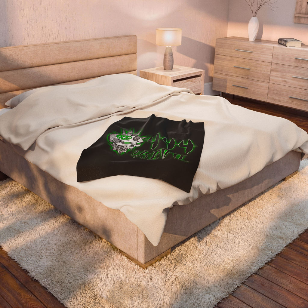 2/3 Evil Punk Skull / Velveteen Plush Blanket