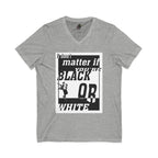 Black Or White / V-Neck Tee